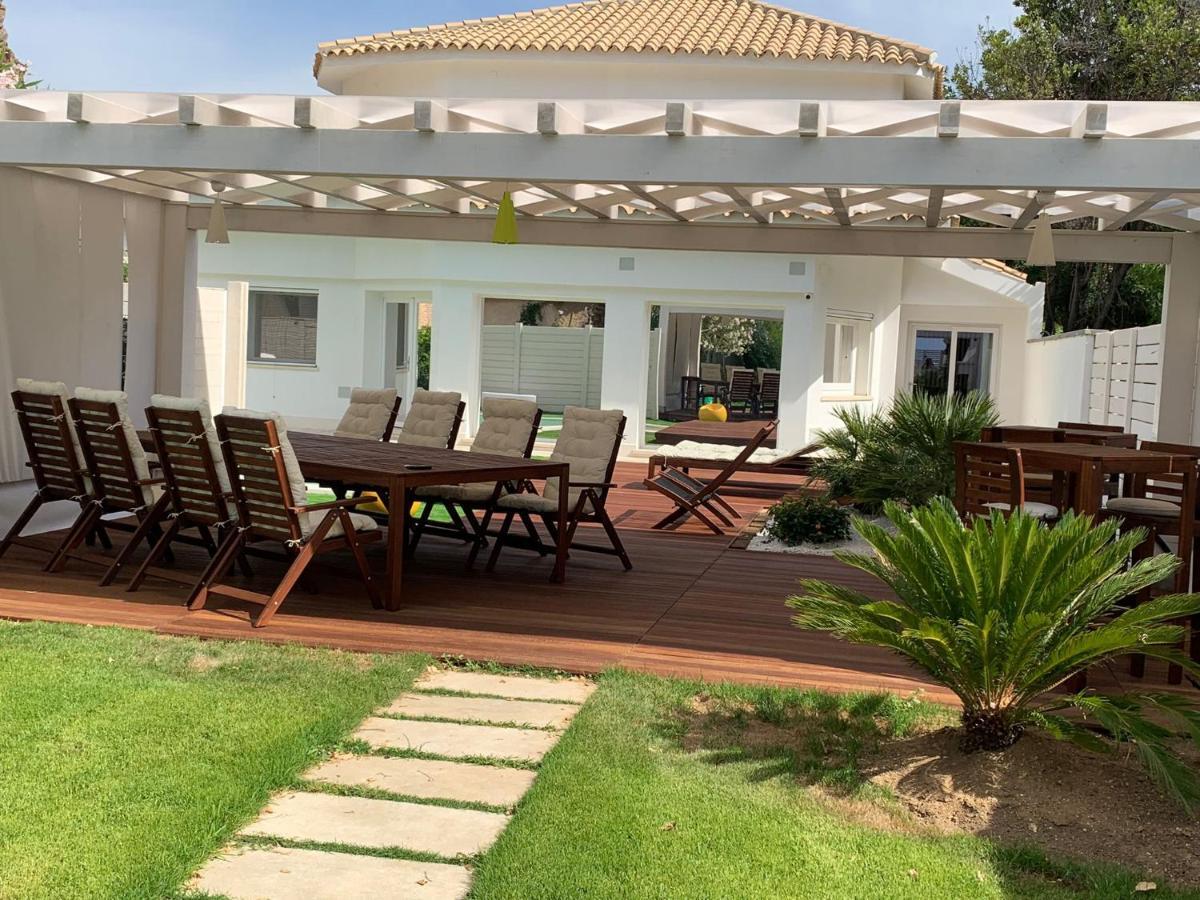 La Porta Sulla Spiaggia Casa Vacanze Su Forti Exterior photo